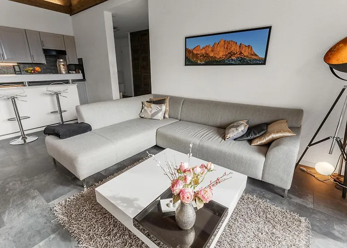 6 Pers, Grand Renove Avec Balcon, Vue & Parking * Crans-Montana