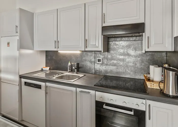 6 Pers, Grand Renove Avec Balcon, Vue & Parking * Кран-Монтана