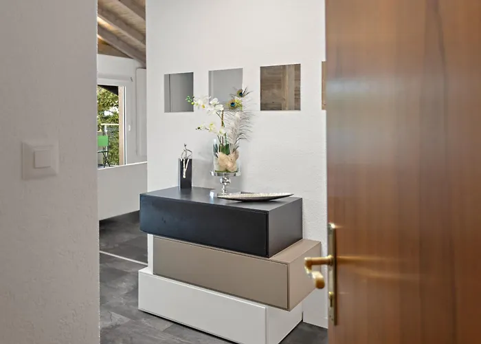 6 Pers, Grand Renove Avec Balcon, Vue & Parking Апартаменты Кран-Монтана